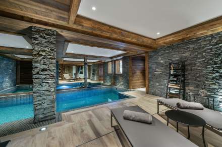 M Lodge Pure Black Crystal Piscine Chalet à Saint Martin de Belleville